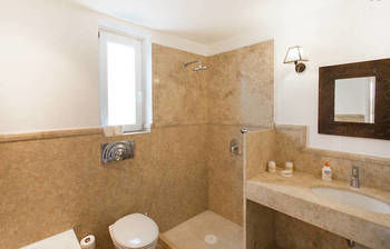 Guest house Varaba Markopoulo Mesogaias