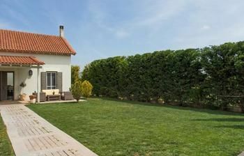 Guest house Varaba